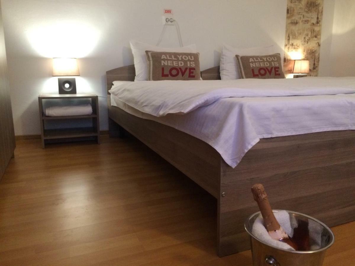 Casa Julius Otel Köstence Dış mekan fotoğraf